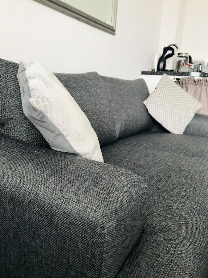 Penthouse Suite, Sea View, Close To Shops, Beach And Train St Leonards-on-Sea Екстериор снимка